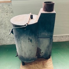 焼却炉　廃油ストーブ　暖炉　薪ストーブの画像
