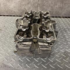 HONDA CBX400F シリンダーヘッド ホンダ [M-250609-66]の画像