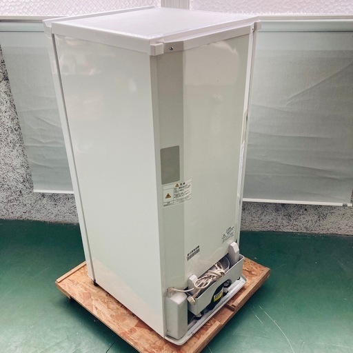 三菱 ノンフロン冷凍庫　MF-U12N-W形 121L 2010年製　ストック