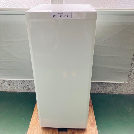 三菱 ノンフロン冷凍庫　MF-U12N-W形 121L 2010年製　ストック
