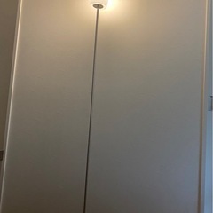IKEA 調光機能付きフロアランプ　フロアライト　照明