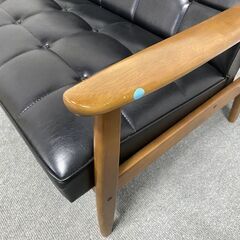 karimoku/カリモク60 Kチェア2シーター 二人掛け ブラック アームトップ/ラバートリー材 ソファ 中古家具 店頭引取歓迎 R9639の画像
