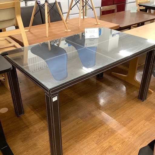 ダイニングテーブル レザー張りガラス天板【トレファク 川越店】