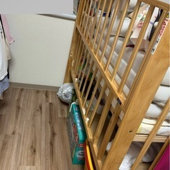 美品　カトージ　ベビーベッド　取引中の画像
