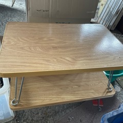 小さめ折りたたみテーブル 未使用新品