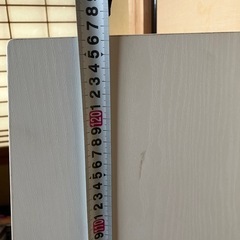 飾り棚　本棚の画像