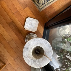 高見えします　☆☆　高台　天然石（大理石？）　☆　高さ98ｃｍの画像