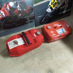 【商談中】　　　　　　　　　　★★3000円　ガソリン携行缶　2...