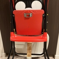 子供用ハイチェアの画像
