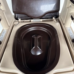 アロン化成ポータブルトイレの画像