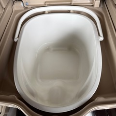 アロン化成ポータブルトイレの画像