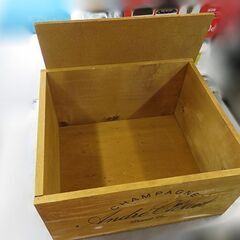 【自社配送は札幌市内限定】ANDRE CLOUET/アンドレ・クルエ ワイン箱 木箱 39×34×20.6cm 中古の画像