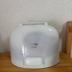 東芝 TOSHIBA コードレススチームアイロンの画像