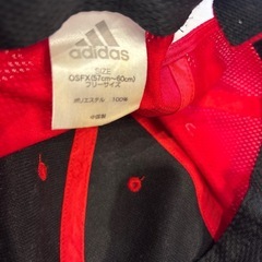 adidas キャップの画像