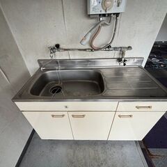 秋田ビル　302号室 - 不動産