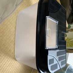 飼育ケース
