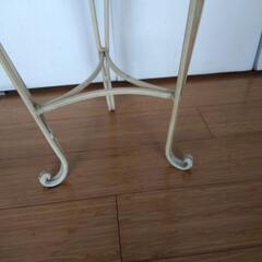 アンティーク調花台の画像