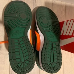 美品 NIKE ナイキスニーカー28.5の画像