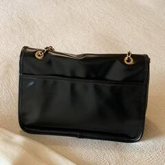 新品ショルダーバッグの画像