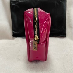 【新品未使用】YSL イヴ・サンローラン ノベルティ ポーチ ピンクの画像
