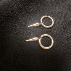 フェイクピアス⑦
