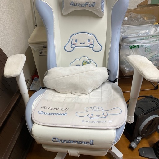 シナモロールゲーミングチェア