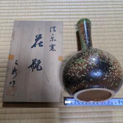 花瓶　信楽焼の画像