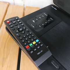 品質保証☆配達有り！15000円(税込）13.3インチ ポータブルBlu-rayプレーヤー リモコン付の画像