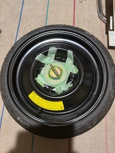 キューブ YZ11 スペアタイヤ