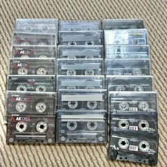 中古カセットテープ22本