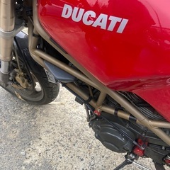 【車検あり】人気！イタリアのオシャレなバイク　DUCATI MONSTER 900 red 2000年 ドゥカティ　モンスター　900 赤　キャブレター式　の画像