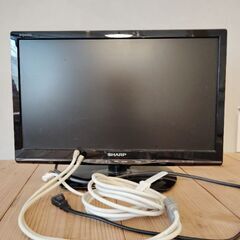 シャープ　AQUOS　19インチ　液晶テレビ