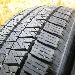 A4750 215/60R17 4本SET スタッドレス １７インチ ブリヂストン VRX２ 溝あり の画像