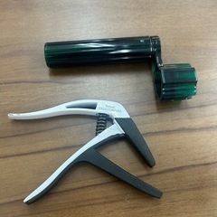 ギターカポタスト他　ギター用品　楽器