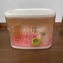 哺乳瓶ケースと哺乳瓶