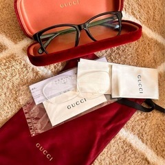 大人気【正規品】美品GUCCIメガネフレーム メガネアジアンフィット