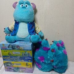 モンスターズインク　5箱組ティッシュ＆サリー手型手袋＆ぬいぐるみ