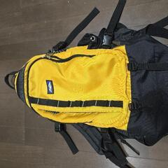 リュックサック 黄色