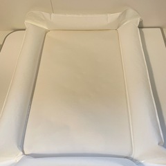 【購入者様決定】ベビーバス+ベビーケアマットIKEAの画像