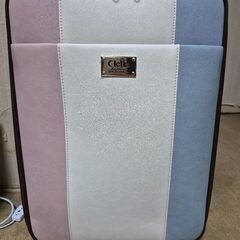 【値下げしました】Clelia スーツケース　定価19,800円