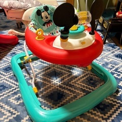 ミッキーマウス　ベビーウォーカー