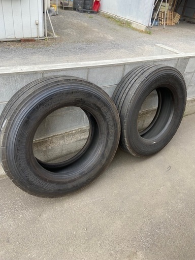 BRIDCESTONE 新車外し
 295/70R22.5トラックタイヤ R173