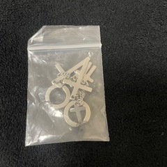 フェイクピアス19