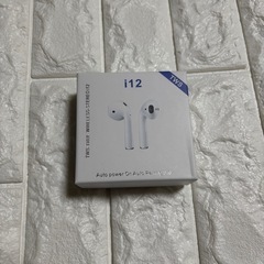 i12 TWS ワイヤレスイヤホン（Bluetooth）