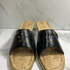 A2506-256  VALENTINO VALREY サンダル...
