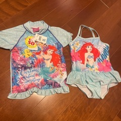 新品　
水着、ラッシュガード