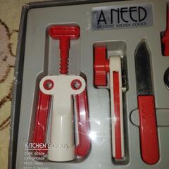 新品未使用品 キッチンツール キッチングッズ｜A-NEED ｜調理器具 栓抜き 缶切り クルミ割り コルク抜き

の画像
