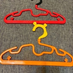 ディズニー　キッズハンガー　4本の画像