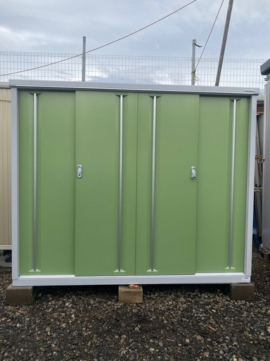 イナバ物置　倉庫　収納庫　物置