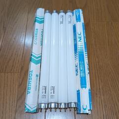 未使用　長期保管品　10形蛍光管　1本150円